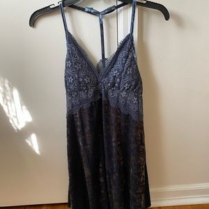 ☀️NWT Charlotte Russe velvet dress